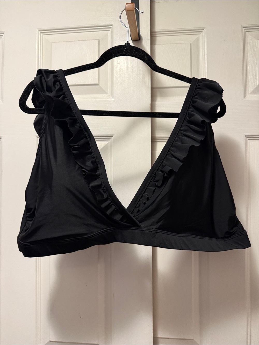 Old Navy Black Ruffle V-Neck Swim top
